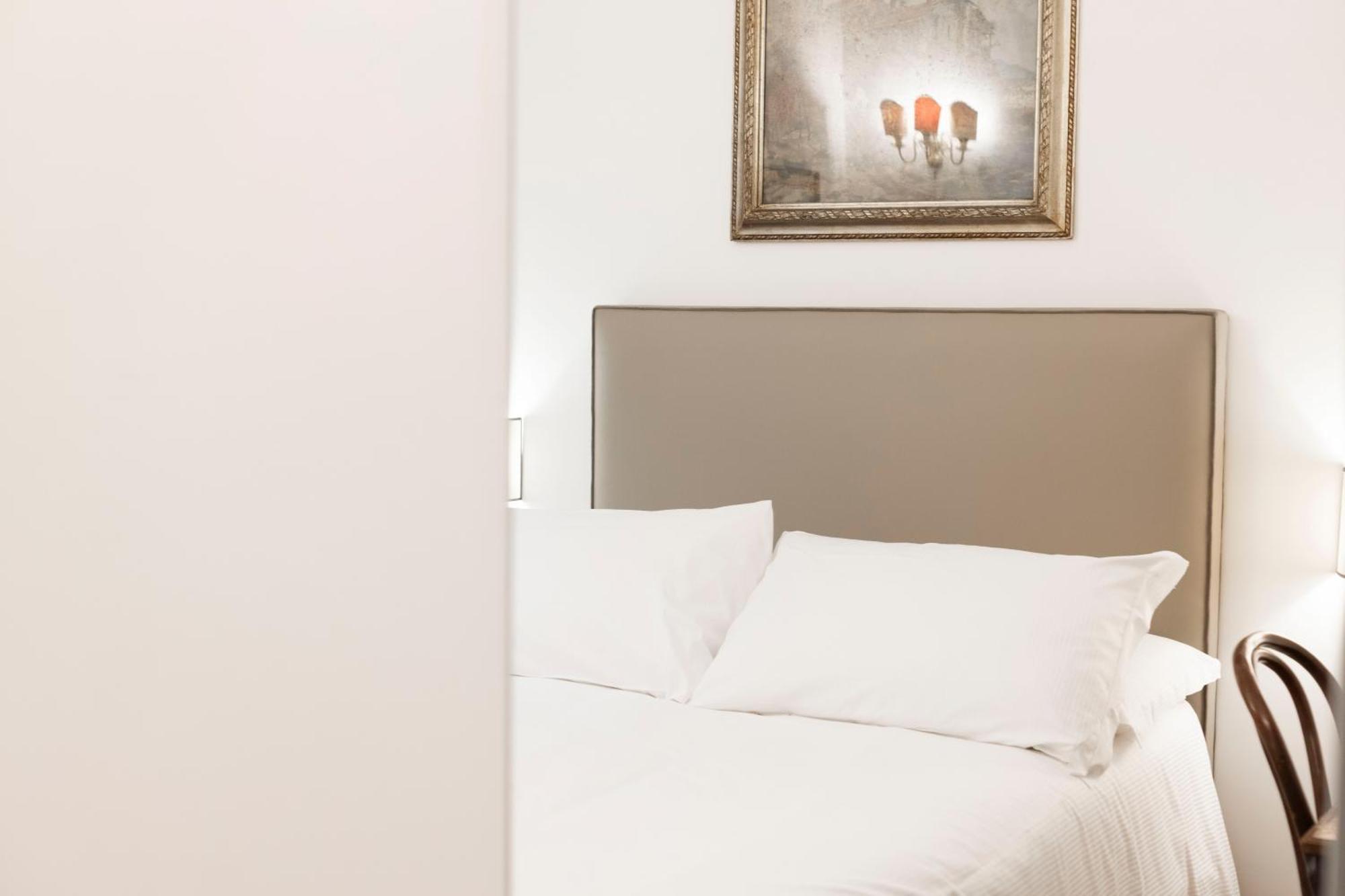 Hotel Domus Vitra à Rome Extérieur photo